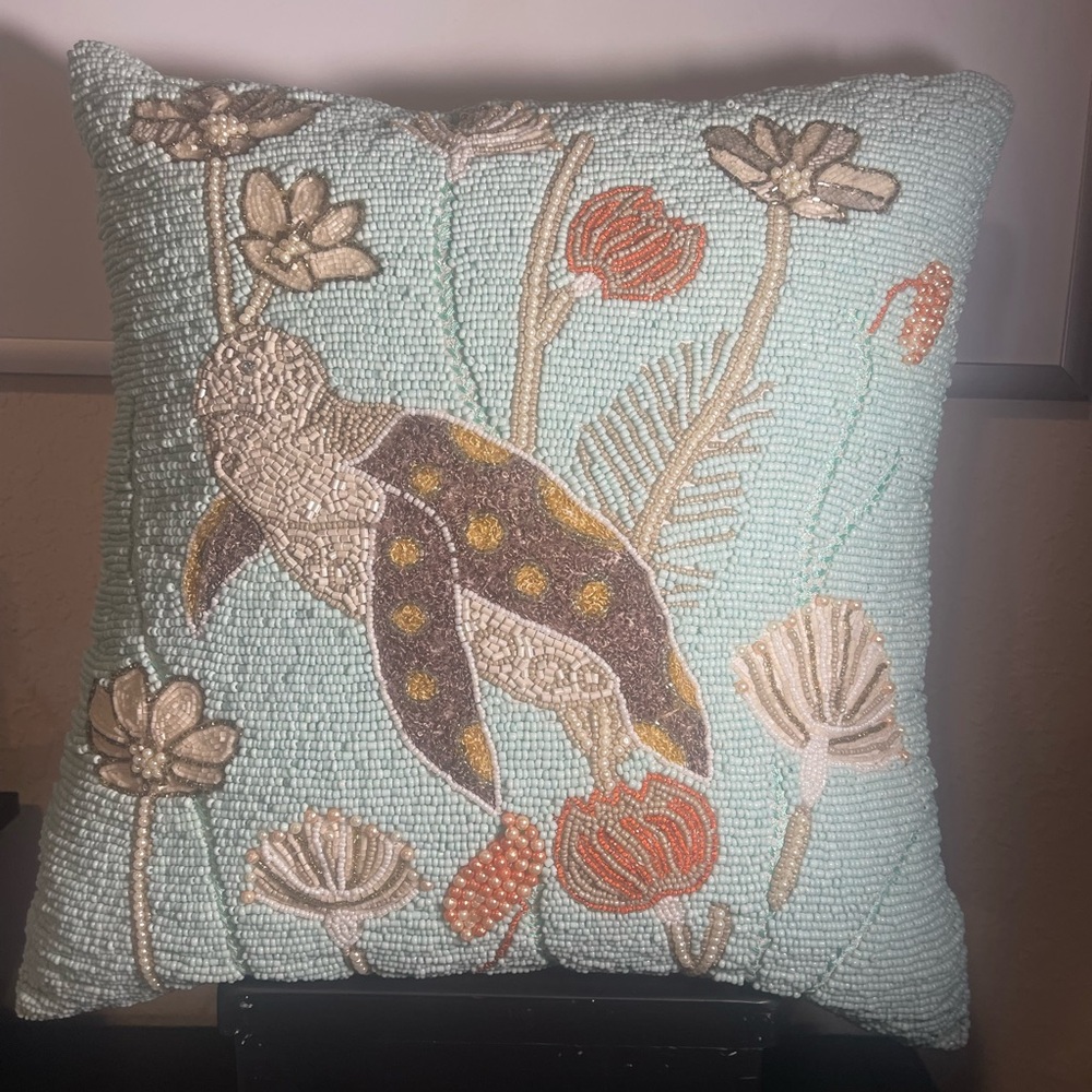 PIER 1 ! Beautiful beaded turtle,  accent pillow , with flowers. Excellent con.
